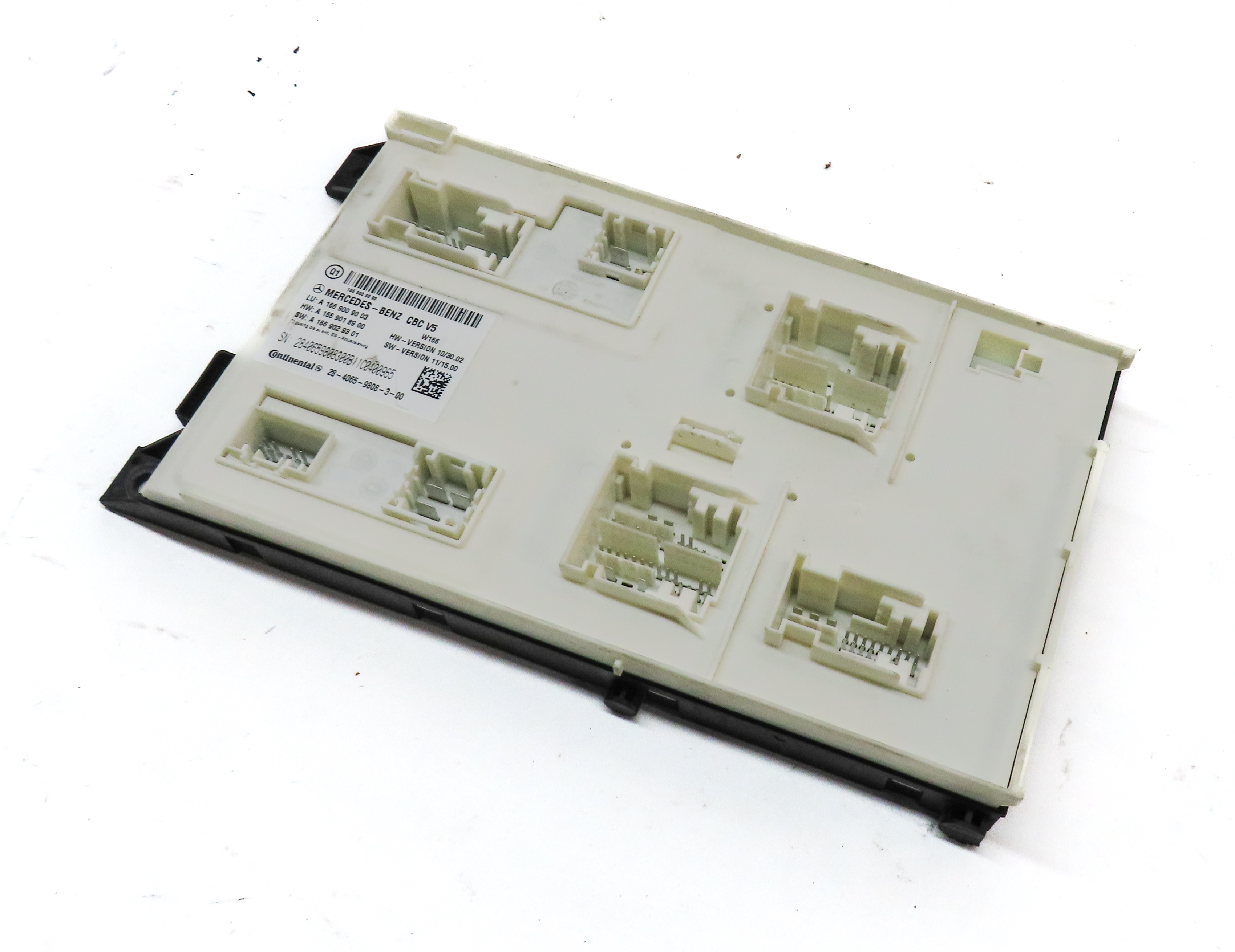 2012 MERCEDES ML350 ML550 ML63 (W166) FRONT SIGNAL ACQUISITION MODULE (SAM) — exact item pictured
